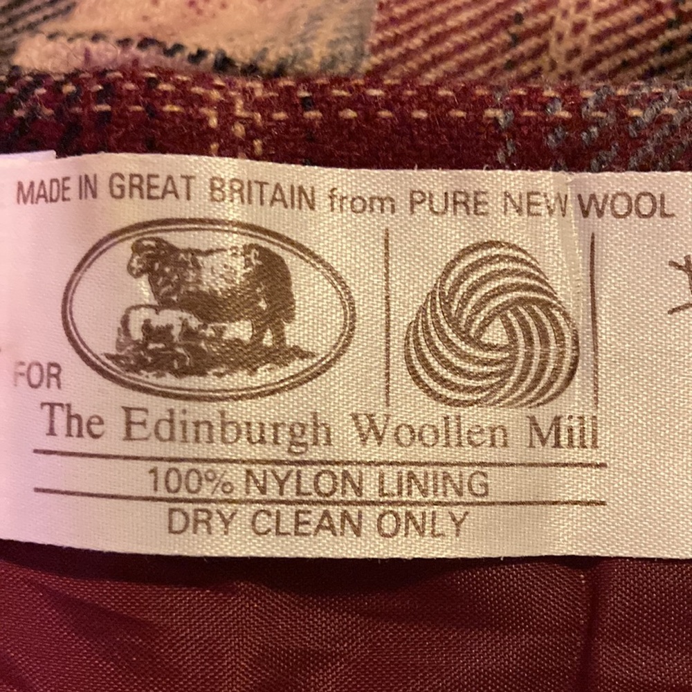 🏁Vintage Edinburgh Woolen Mill Great Britain plaid skirt small - Picture 7 of 11